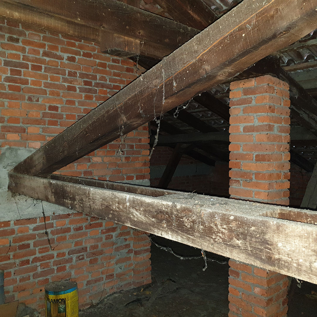 Castiglione Olona Loft Beams