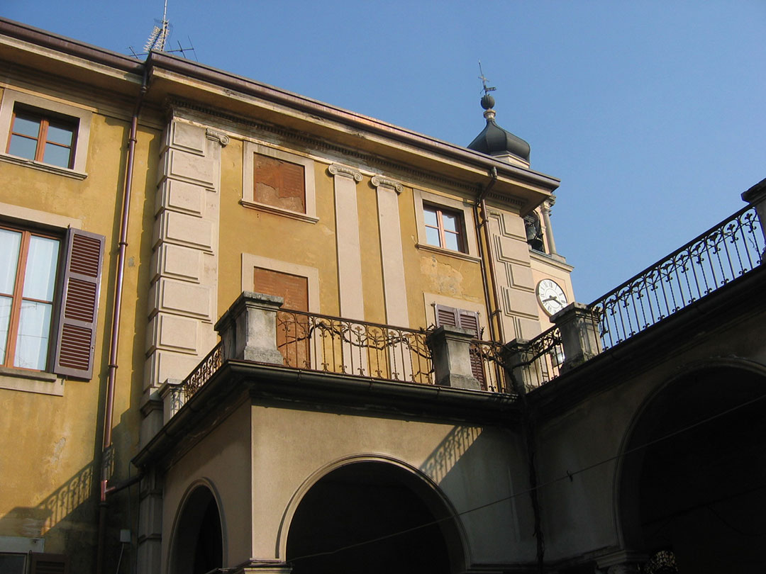 Villa Litta corte oratorio