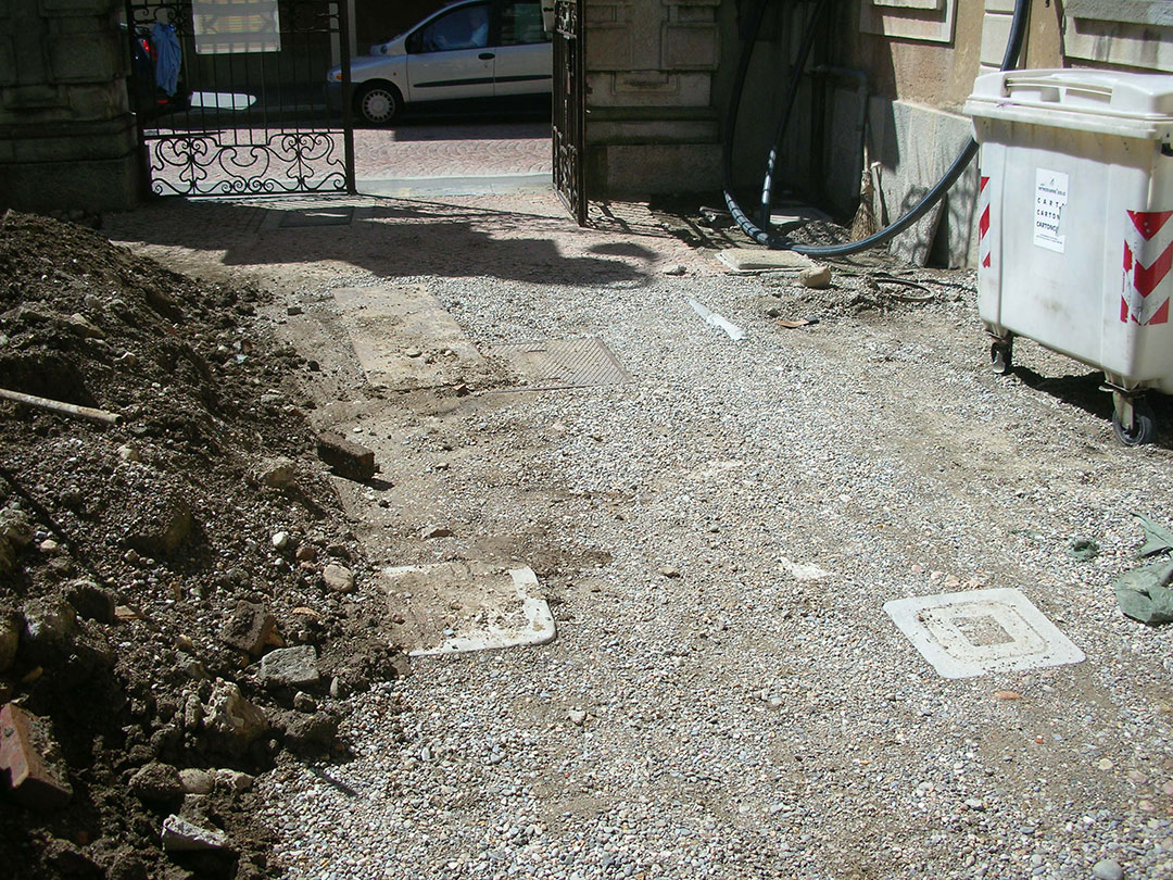 Villa Litta external paving construction