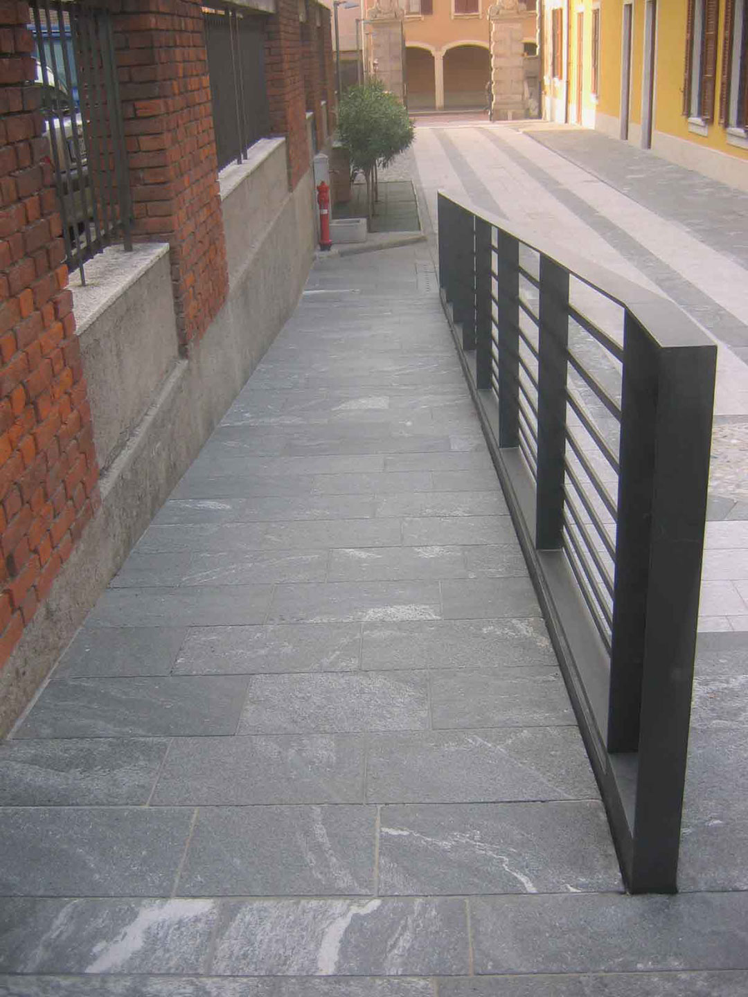 Villa Litta ramp access